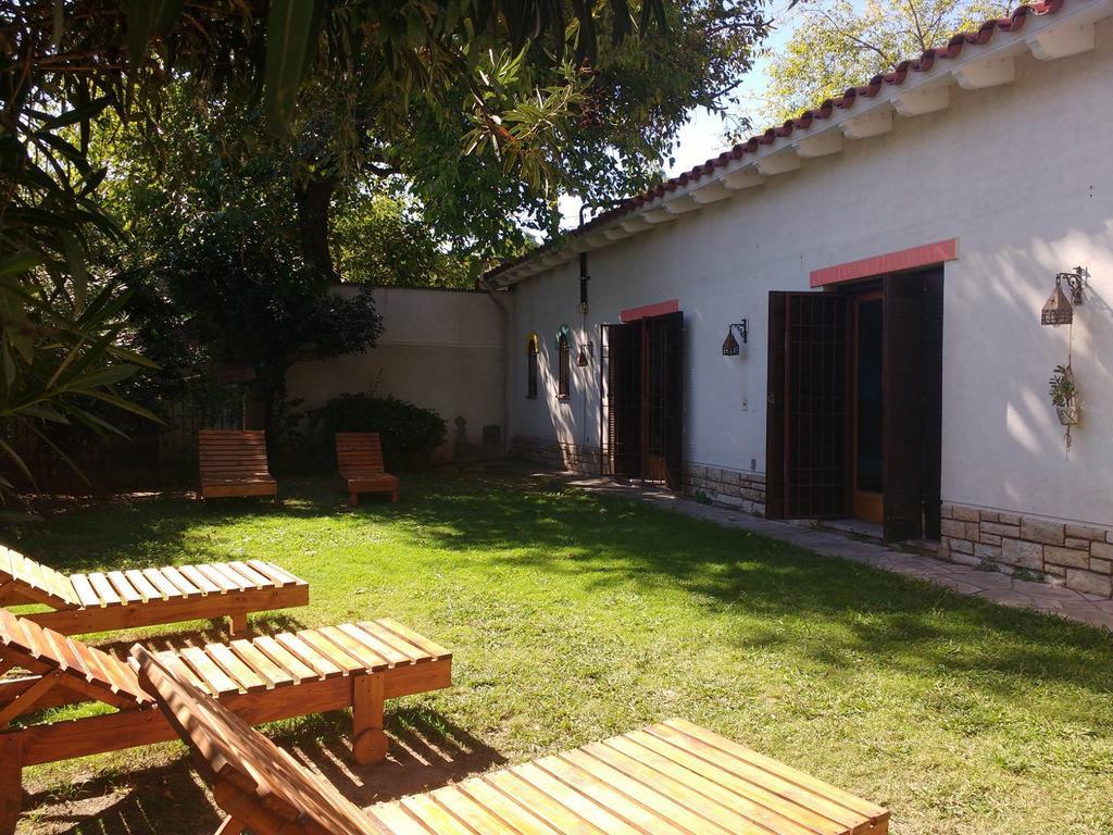Hostel De Los Artistas Mendoza Extérieur photo
